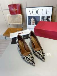 Picture of Valentino Shoes _SKUValentinosz35-406CYM120420232